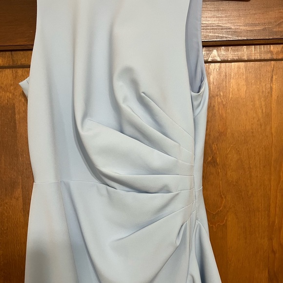 Vince Camuto ruffle gown - Picture 5 of 6